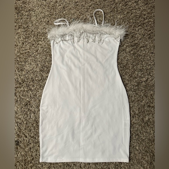 TINY STRAP MINI BODYCON DRESS WITH FEATHERS AND SILVER TRIMMINGS. NWOT - Picture 7 of 10